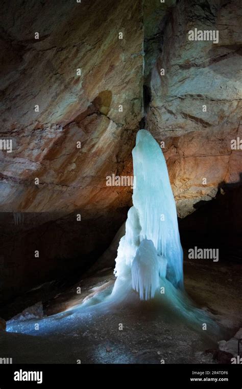 Dachstein Giant Ice Cave Near Hallstatt Austria Stock Photo Alamy