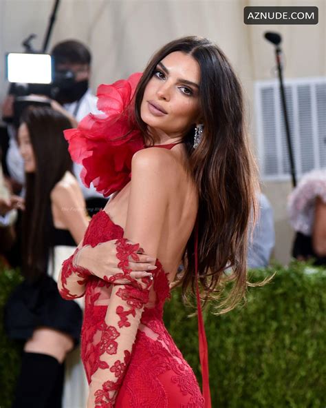 Emily Ratajkowski Sexy Seen In A Hot Red Dress At 2021 Met Gala In NYC AZNude