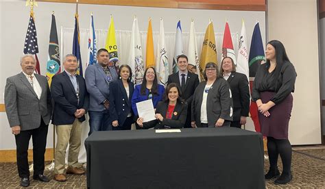 Michigan Governor Meets with State's Tribes - Native News Online