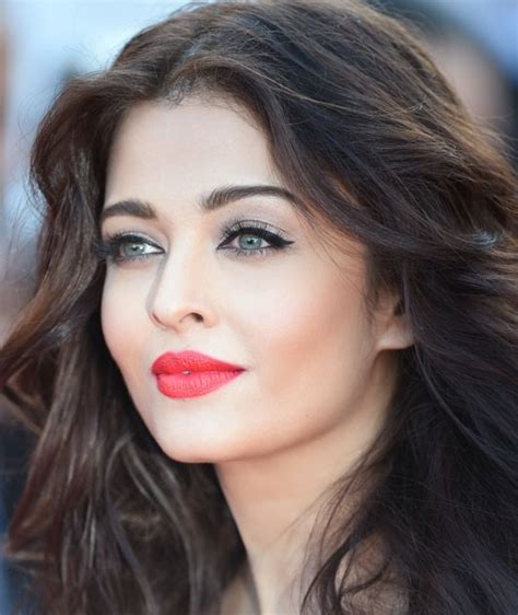 L'Oreal Paris, Aishwarya Rai unveil new red lipstick