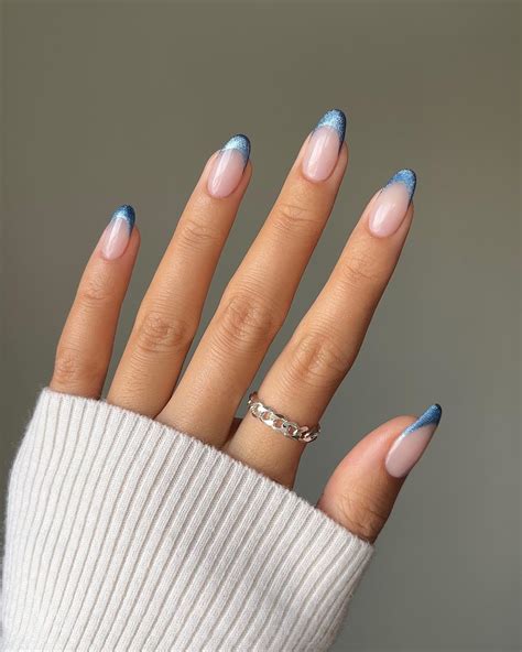 30 Cat Eye Nails That Will Elevate Your Manicure Game Hairstylery