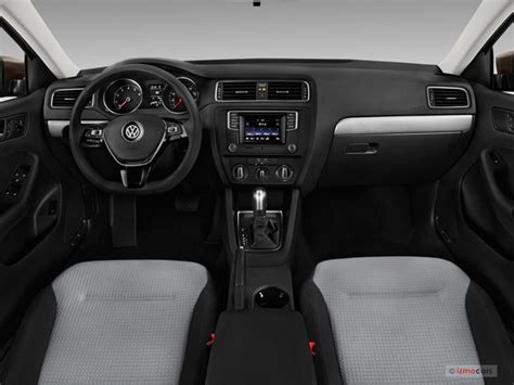 2017 Volkswagen Jetta: 127 Interior Photos | U.S. News