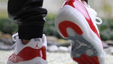 Air Jordan 11 Low White Red | Solecollector