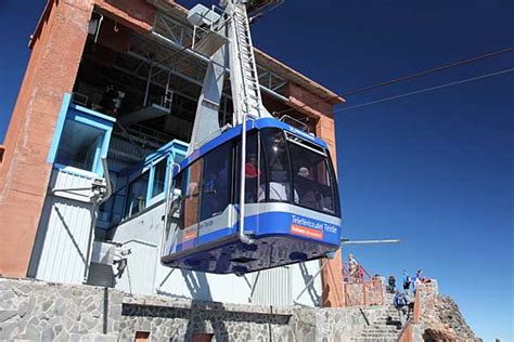 Mit Der Seilbahn Auf Den Teide Insel Teneriffa