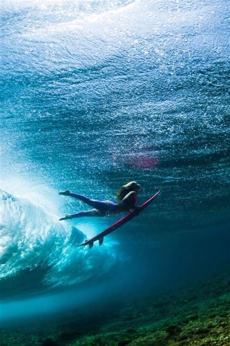 Underwater Sarah Lee Surfer Girl Surfing Surfer