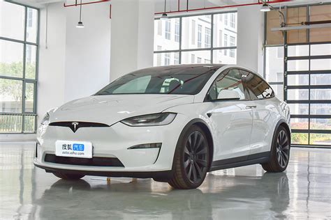 特斯拉model X 2023款 三电机全轮驱动 Plaid版报价价格参数配置图片特斯拉搜狐汽车