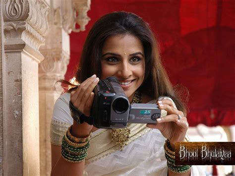 Vidya Balan Hot Sexy Boobs Thighs Cleavage Nude Bikini Wallpapers 1024768