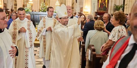 Archidiocesis de Madrid Abriéndonos a un nuevo comienzo Líneas