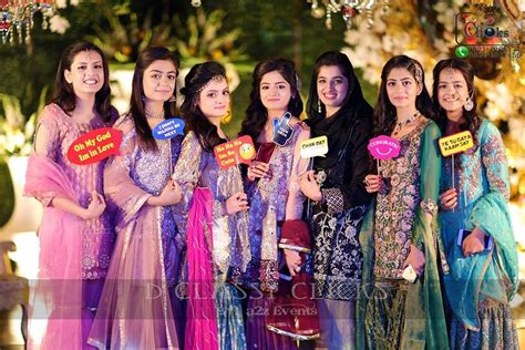 Team Bride Mehndi Shoot With Props We Are Offering Discount On Premium