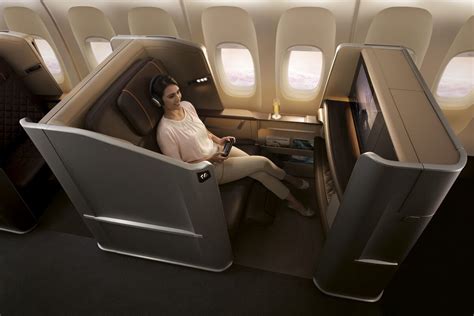 How to Fly the Best First-Class Seats, Cheaper Than Economy - Bloomberg