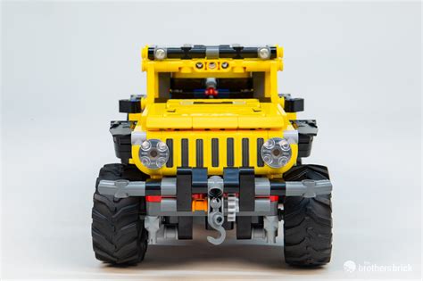 Lego Technic 42122 Jeep Wrangler 23 The Brothers Brick The Brothers Brick