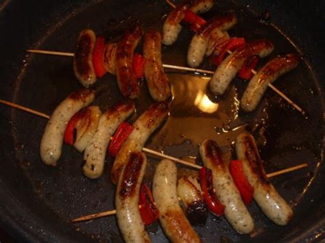 Bratwurst Spieße Rezept mit Bild kochbar de