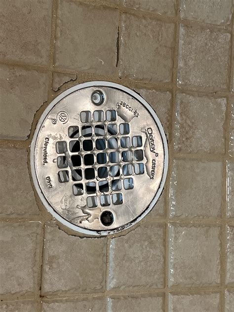 Shower leak : r/Plumbing