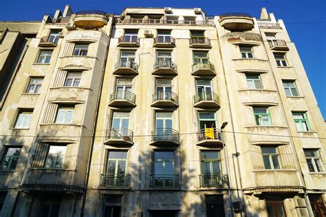 Bucharest museums, gardens and architecture – jontynz