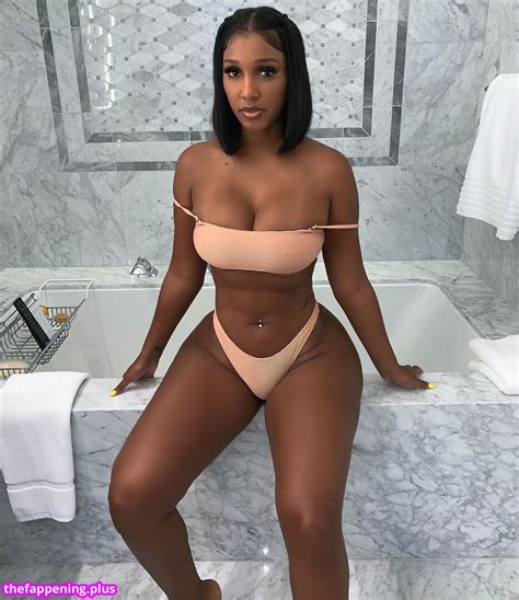 Bernice Burgos Berniceburgos Realberniceburgos Nude Onlyfans Photo