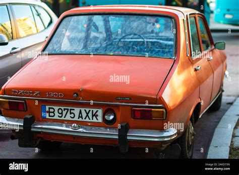 1300 Dacia Hi Res Stock Photography And Images Alamy