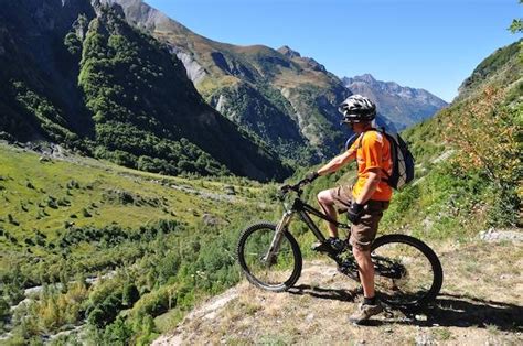 guided mountain bike   champsaur  valgaudemar