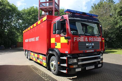 Man Incident Response Unit Wiltshire Fire Rescue Se Flickr