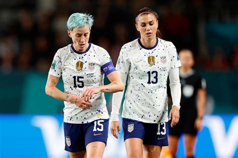 U S Womens Soccer Team Advance To World Cup Knockout Round Following