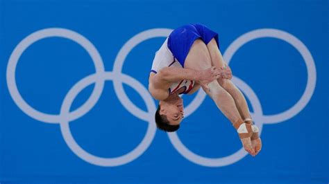 Ukraine relaxes ban on sports matches against Russian athletes ahead of ...