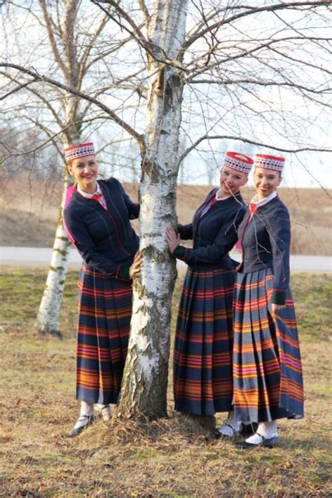 Latvie U Tautas T Rpi Latvian Folk Costumes Folk Clothing Folk