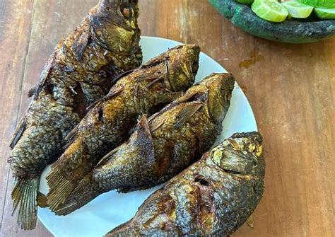 Resep Ikan Mas Goreng Garing Oleh Rini Dwi Astuti Cookpad