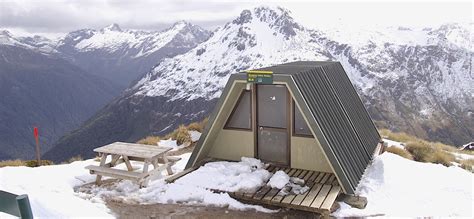 Hanging Valley Shelter | Kepler Track, Fiordland National Park ...