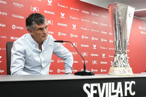 Mendilibar Desea La Continuidad De Monchi En El Sevilla Fc