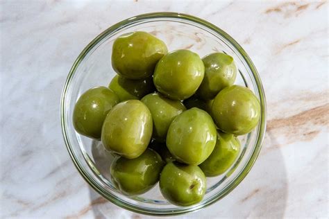 Do Martini Olives Matter? Here’s What Bartenders Say | Wine Enthusiast