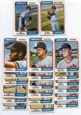 1974 TOPPS BASEBALL 44 CARD MINNESOTA TWINS LOT W OLIVA BLYLEVEN HOF