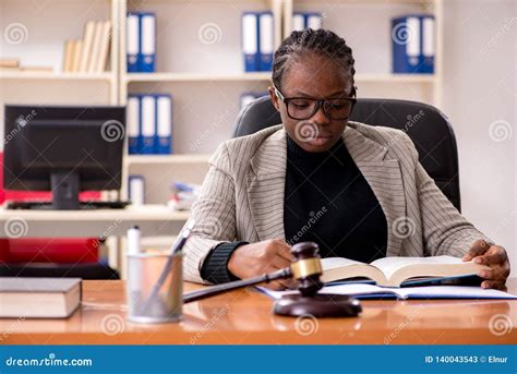 The Black Female Lawyer in Courthouse Stock Image - Image of court ...