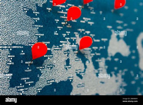 Map Berlin Wall Hi Res Stock Photography And Images Alamy