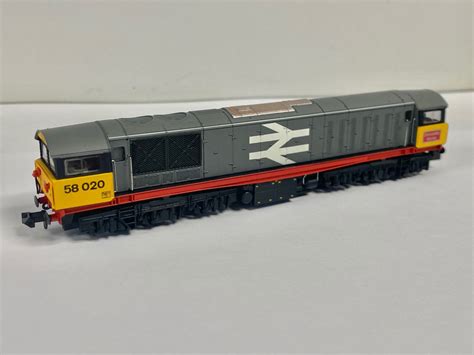 Dapol 2D 058 002D Class 58020 Railfreight Revised Front Logo Red Stripe