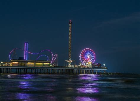 Top Attractions for Night Owls | Galveston Blog | Sterling Realtors