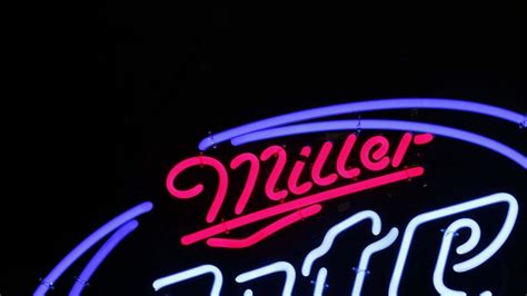 Miller Lite Beer Neon Sign | G246 | The Eddie Vannoy Collection 2020