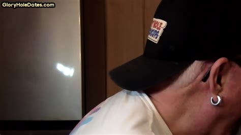 Real Amateur Gloryhole Bj Dilf Sucks Rod In Homemade Closeup