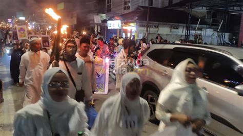 Semarak Pawai Obor Keliling Bontang Sambut Bulan Suci Ramadhan 1444 H