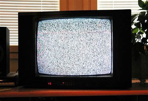 Are there still analog channels broadcasting in the US? - The Solid Signal Blog