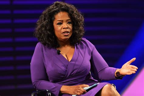 [100+] Oprah Winfrey Wallpapers | Wallpapers.com