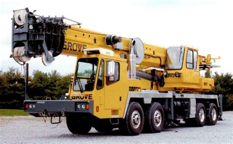 Grove Crane With Reach Of 200 Ft Crane Grove Crane Truck Cranes