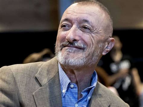 Frasi Arturo Pérez Reverte: le citazioni più belle da condividere