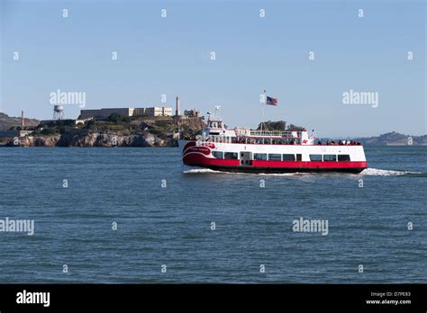 Red and White Fleet's ship Harbor Princess with Alcatraz island in the ...