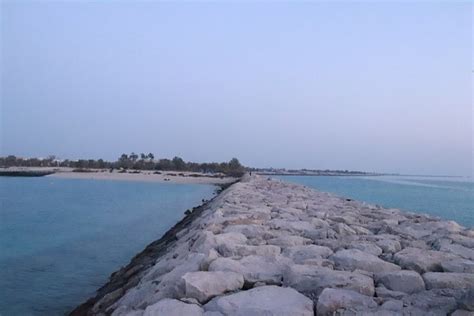 Abu Dhabi's Lulu Island - A man-made breakwater - Abu Dhabi Blog