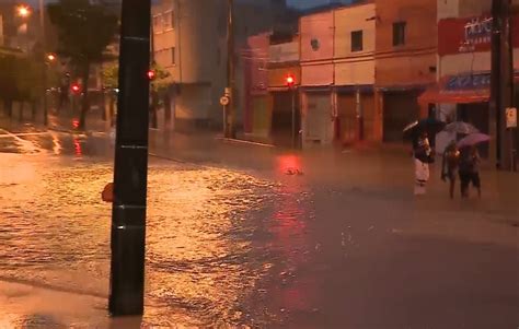 Chuva Forte Deixa Ruas E Avenidas Alagadas Em S O Lu S Maranh O G