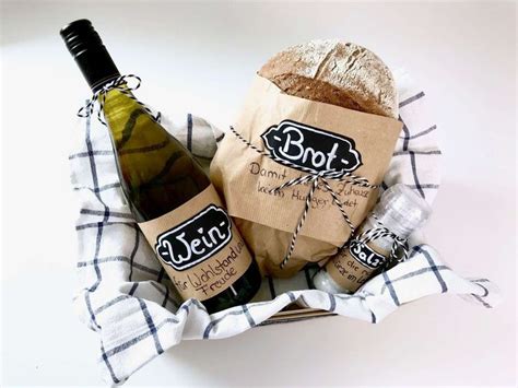 Brot Salz Und Wein Klassisches Geschenk Zum Einzug Neu Verpackt