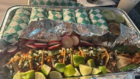 LOS COSTENOS TACO TRUCK Updated January 2025 37 Photos 41 Reviews