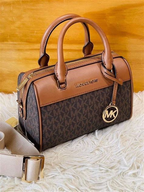 Total 53 Imagen Michael Kors Duffle Bag Abzlocal Mx