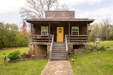 15 STUNNING Cabins near Nashville [2025 Edition]