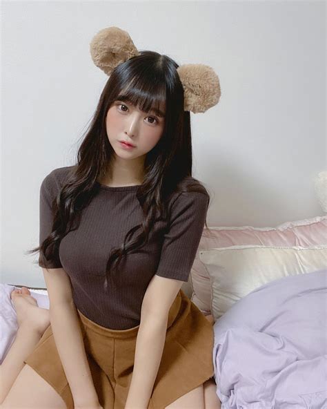 Tuyên bố thích xem phim AV nàng hot girl ngây thơ khiến cộng đồng mạng chết đứng không dám tin