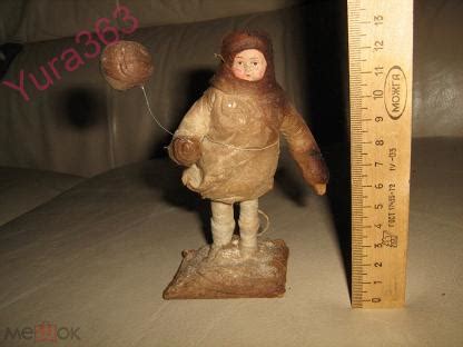 ДЕВОЧКА С ШАРИКОМ НА ПОДСТАВКЕ ЁЛОЧНАЯ ИГРУШКА ДРЕВНЯЯ (торги завершены ...